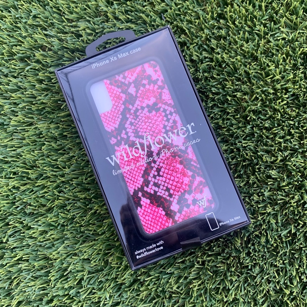 Pink Snake Skin Wildflower Case iPhone Xs Max
